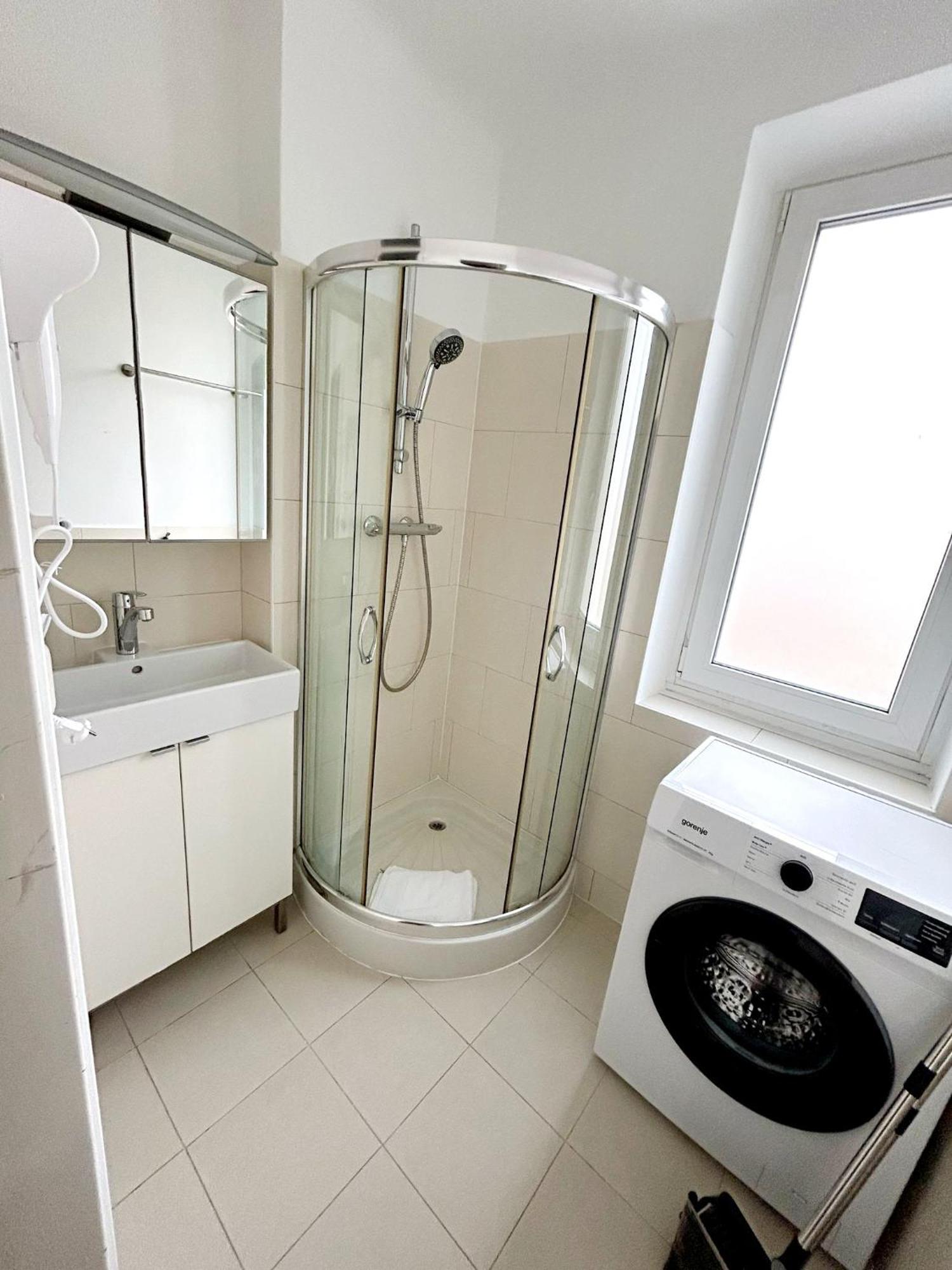 Apartment 2 Near Schoenbrunn Palace